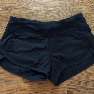 Black Ivivva size 8 speedy shorts